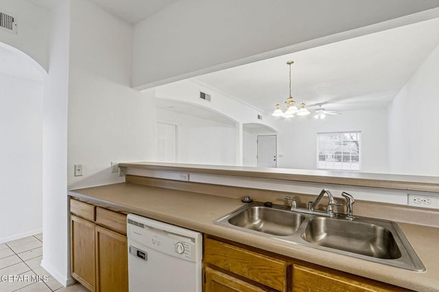 6230 Escondido Drive A, El Paso, TX 79912