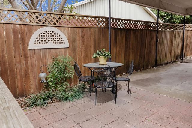 663 6th Street, Honey Grove, TX 75446