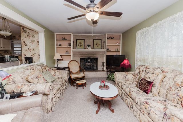 663 6th Street, Honey Grove, TX 75446