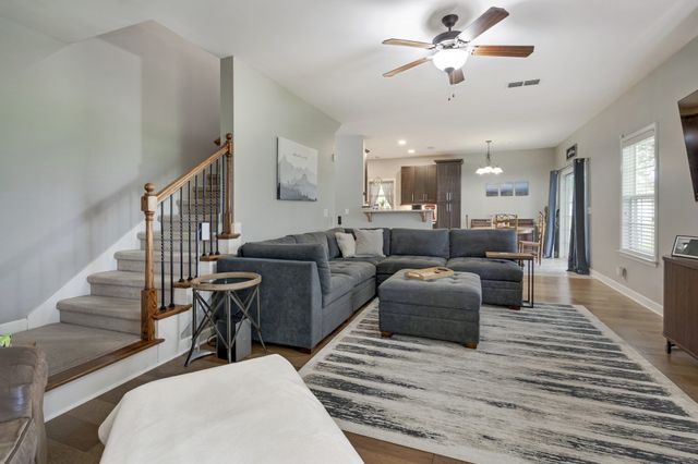 133 Durham Ct, Murfreesboro, TN 37128