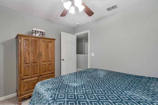 133 Durham Ct, Murfreesboro, TN 37128