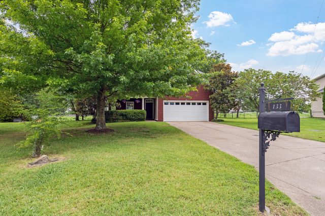 133 Durham Ct, Murfreesboro, TN 37128