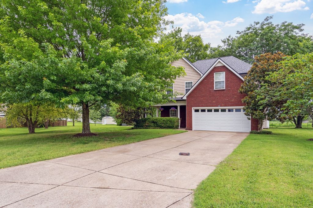 133 Durham Ct, Murfreesboro, TN 37128