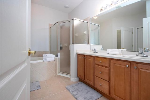 267 HERITAGE ISLES WAY, Bradenton, FL 34212