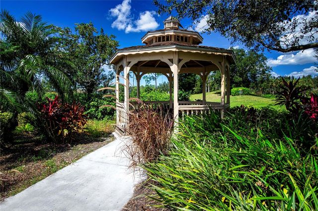 267 HERITAGE ISLES WAY, Bradenton, FL 34212