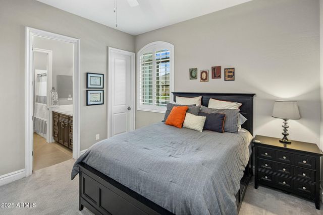 2051 E ARIS Drive, Gilbert, AZ 85298