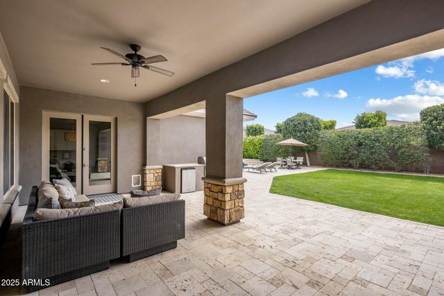 2051 E ARIS Drive, Gilbert, AZ 85298