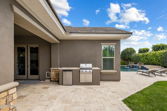 2051 E ARIS Drive, Gilbert, AZ 85298