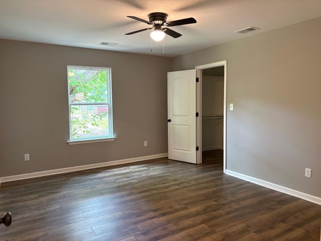 3701 WHITTIER RD, Memphis, TN 38108