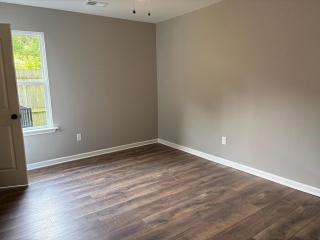 3701 WHITTIER RD, Memphis, TN 38108