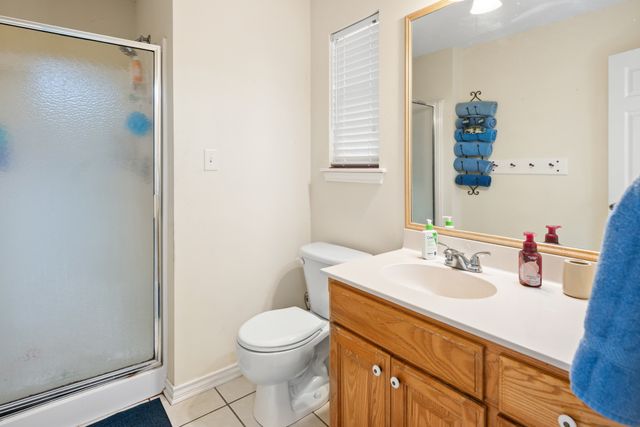 133 Valleywood Glen, Holly Lake Ranch, TX 75765