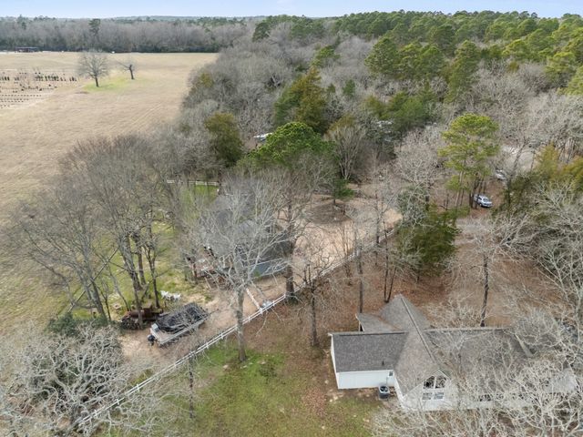 133 Valleywood Glen, Holly Lake Ranch, TX 75765