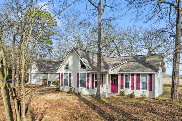 133 Valleywood Glen, Holly Lake Ranch, TX 75765