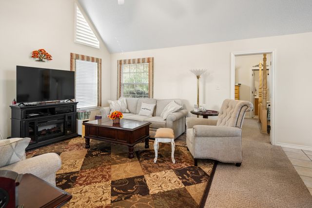 133 Valleywood Glen, Holly Lake Ranch, TX 75765