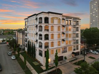 2221 Welch Street 401, Houston, TX 77019