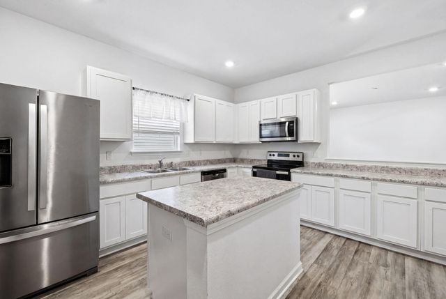 16 Woodsorrel Street, Freeport, FL 32439