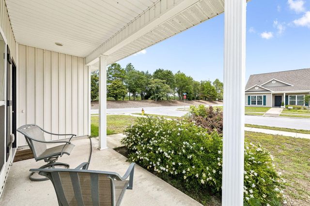 16 Woodsorrel Street, Freeport, FL 32439