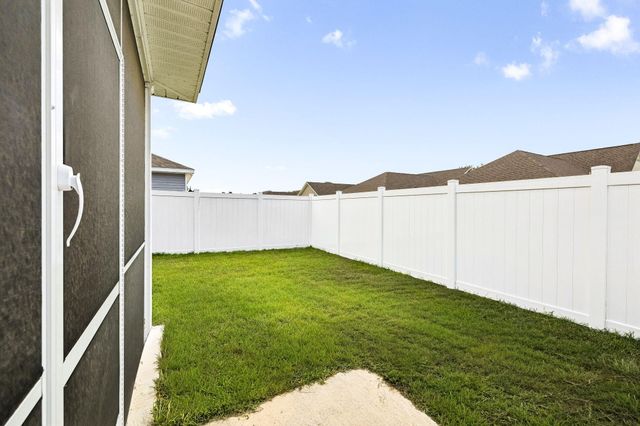 16 Woodsorrel Street, Freeport, FL 32439