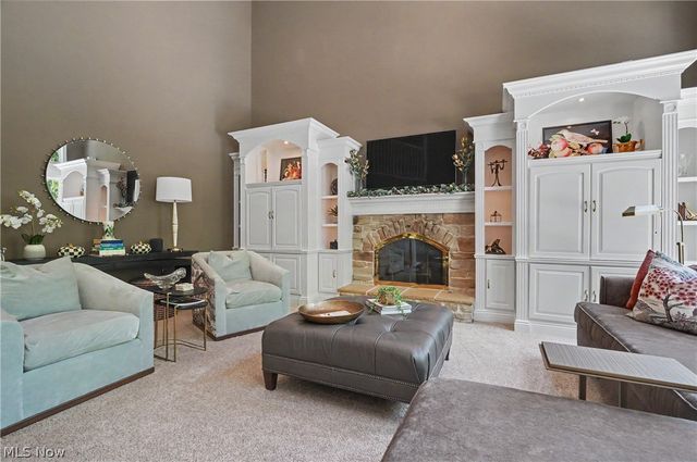 6165 Loch Lomond Court, Solon, OH 44139