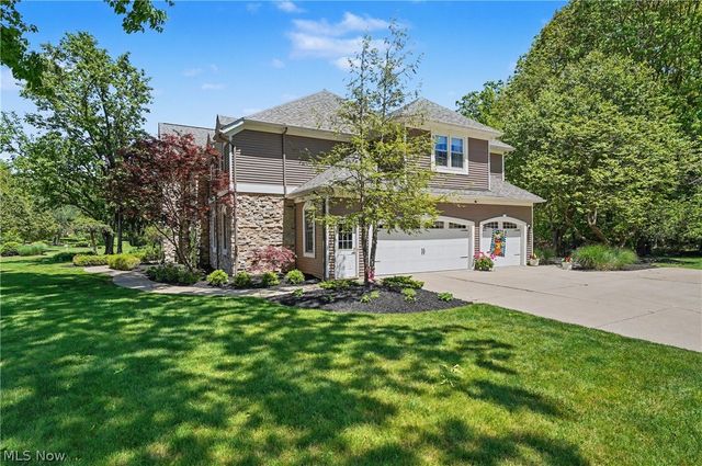 6165 Loch Lomond Court, Solon, OH 44139