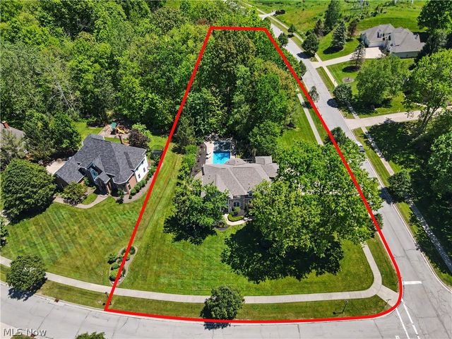 6165 Loch Lomond Court, Solon, OH 44139