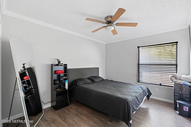 382 KEY WEST Drive, Jacksonville, FL 32225