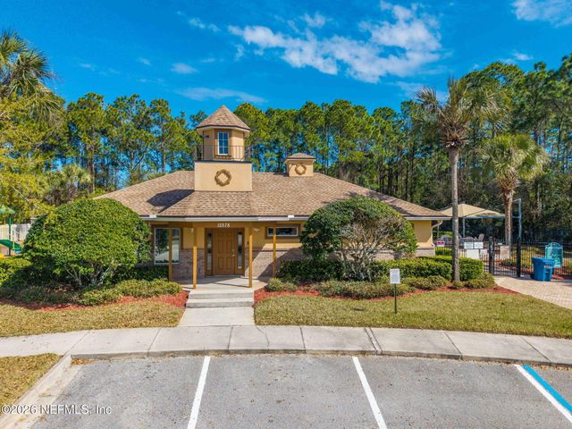 382 KEY WEST Drive, Jacksonville, FL 32225