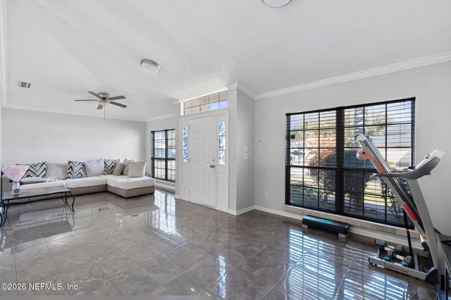 382 KEY WEST Drive, Jacksonville, FL 32225