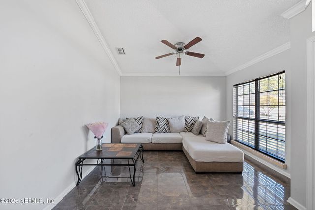 382 KEY WEST Drive, Jacksonville, FL 32225