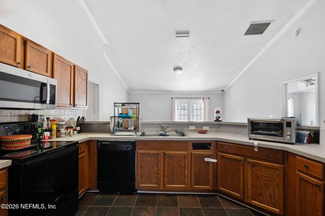 382 KEY WEST Drive, Jacksonville, FL 32225