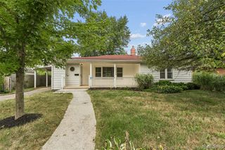 59 N Lynn Avenue, Waterford, MI 48328