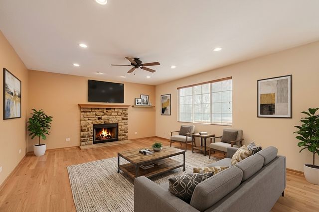 7300 Yorkshire Street, Joliet, IL 60431