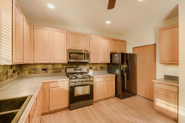 7300 Yorkshire Street, Joliet, IL 60431