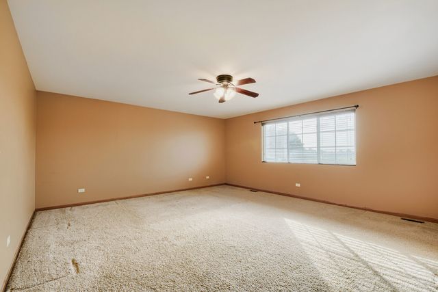 7300 Yorkshire Street, Joliet, IL 60431