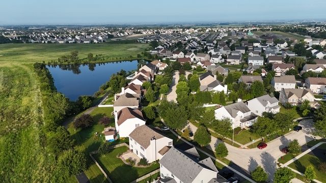 7300 Yorkshire Street, Joliet, IL 60431