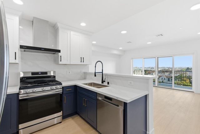 560 El Camino Real 206, San Carlos, CA 94070