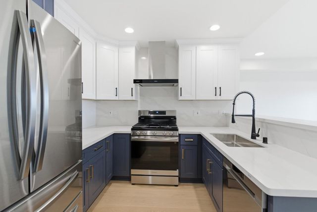 560 El Camino Real 206, San Carlos, CA 94070