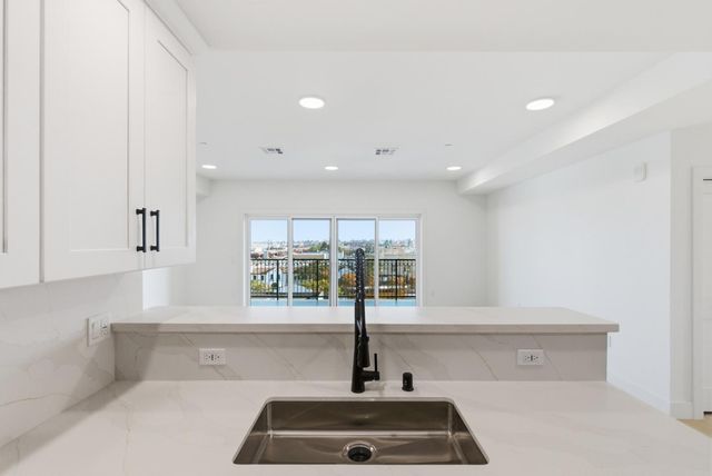 560 El Camino Real 206, San Carlos, CA 94070