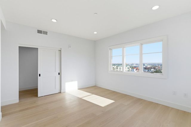 560 El Camino Real 206, San Carlos, CA 94070