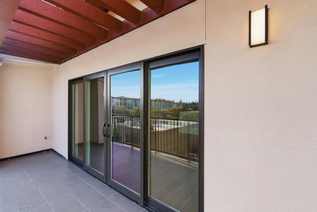 560 El Camino Real 206, San Carlos, CA 94070