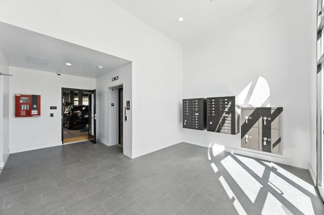 560 El Camino Real 206, San Carlos, CA 94070