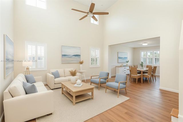 3844 W Falcon Ridge Cir, Weston, FL 33331