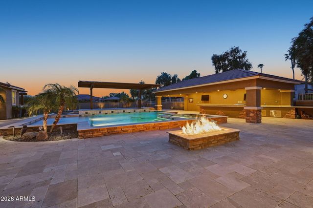 12823 W KEIM Drive, Litchfield Park, AZ 85340