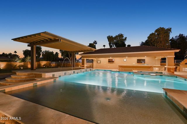 12823 W KEIM Drive, Litchfield Park, AZ 85340