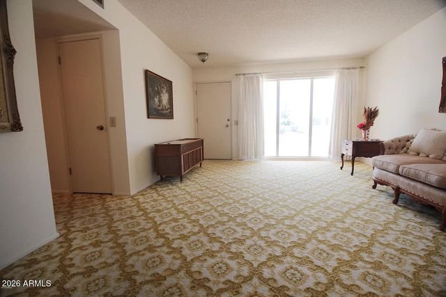 10302 W Gulf Hills Drive, Sun City, AZ 85351