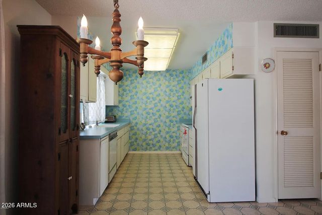 10302 W Gulf Hills Drive, Sun City, AZ 85351
