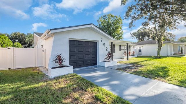 7925 FOXWOOD DRIVE, New Port Richey, FL 34653