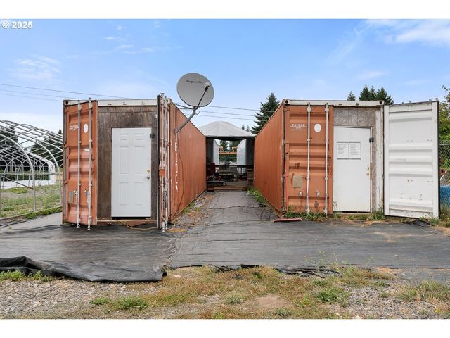 -1 Se TRUBEL Rd, Sandy, OR 97055