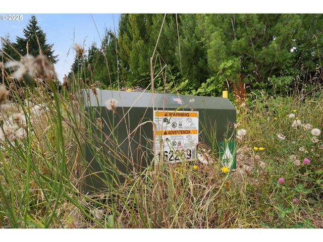 -1 Se TRUBEL Rd, Sandy, OR 97055