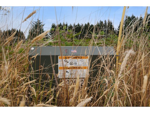 -1 Se TRUBEL Rd, Sandy, OR 97055